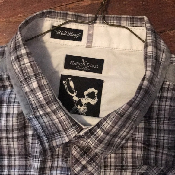 Button down shirt - Picture 3 of 3